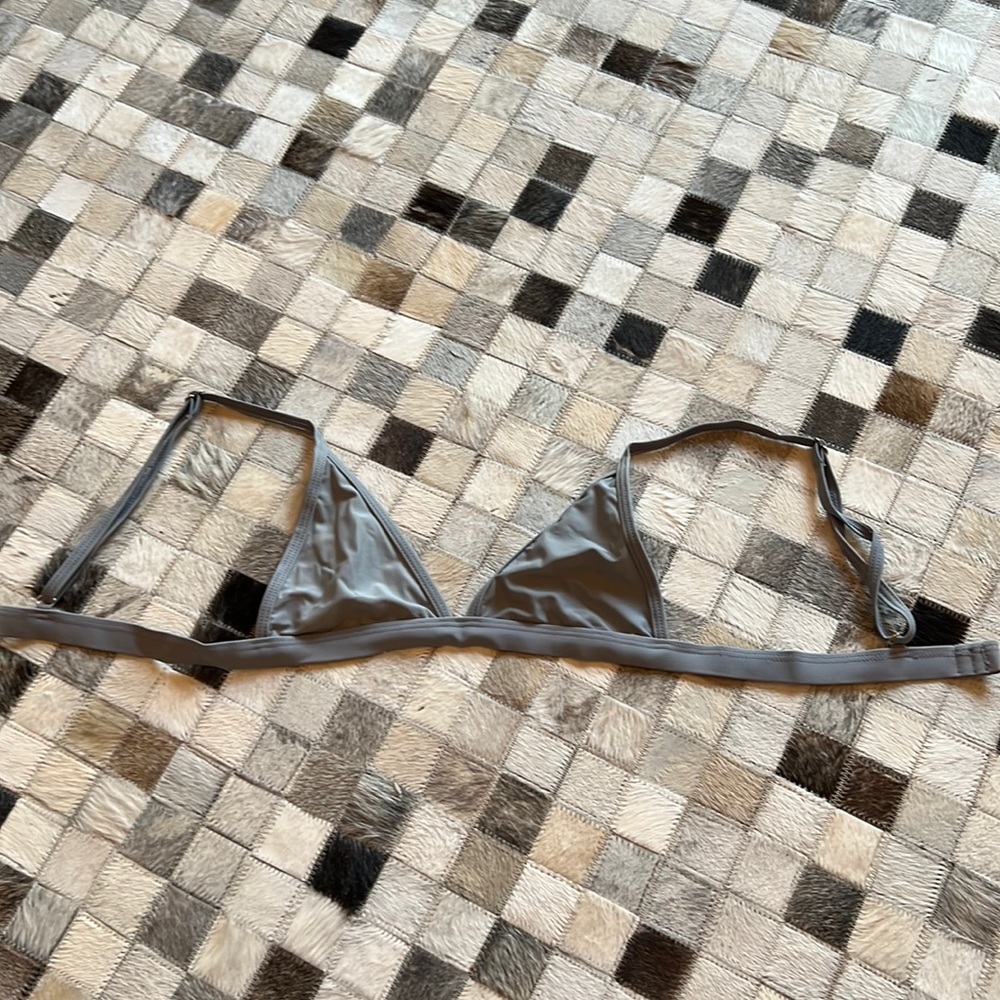 Gray bikini top, small